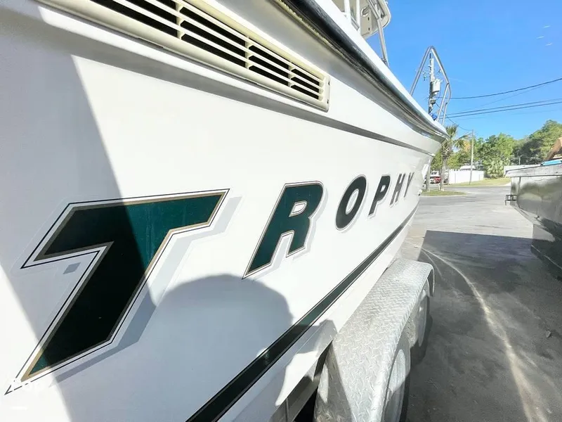 Slide: The Image of 2000 Trophy 2352 for sale in Owensboro, KY - 20