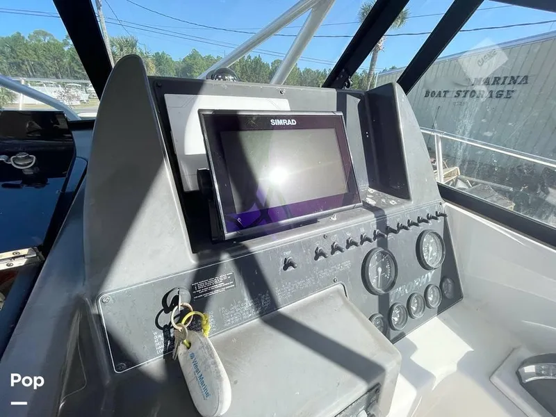 Slide: The Image of 2000 Trophy 2352 for sale in Owensboro, KY - 35