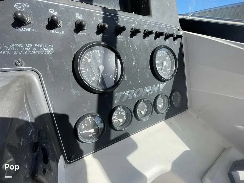 Slide: The Image of 2000 Trophy 2352 for sale in Owensboro, KY - 36