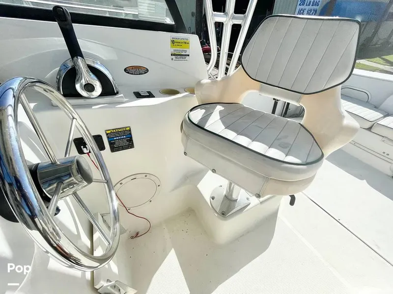 Slide: The Image of 2000 Trophy 2352 for sale in Owensboro, KY - 37