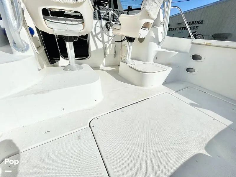 Slide: The Image of 2000 Trophy 2352 for sale in Owensboro, KY - 5