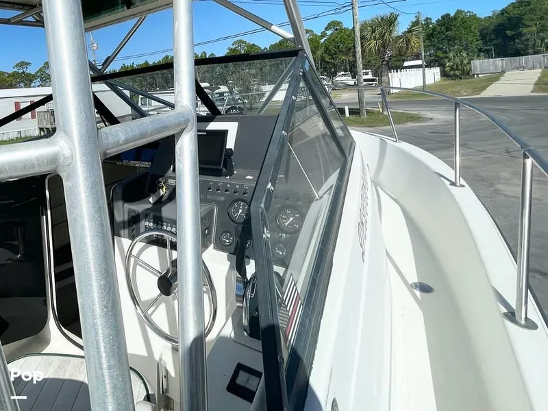 Slide: The Image of 2000 Trophy 2352 for sale in Owensboro, KY - 70