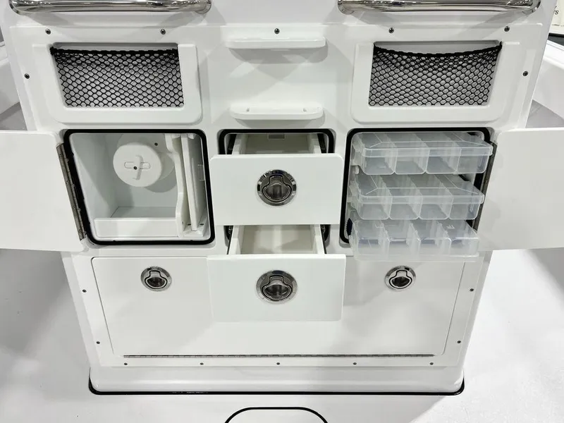 Slide: The Image of Sportsman Masters 267OE Bay Boat 2024 - 51