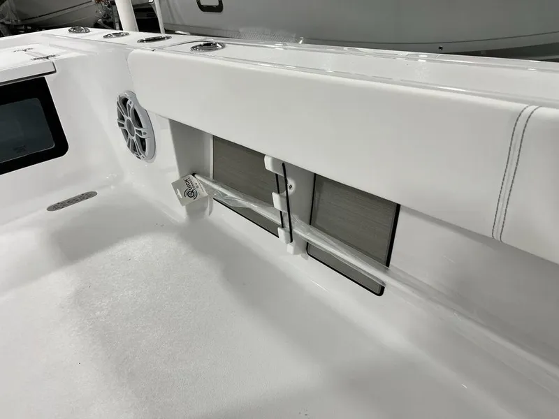 Slide: The Image of Sportsman Masters 267OE Bay Boat 2024 - 53