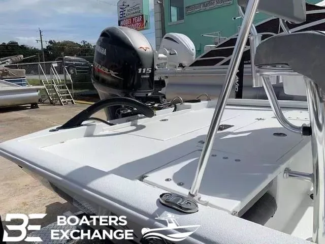 Slide: The Image of Avid 21 FSX 2024 - 3