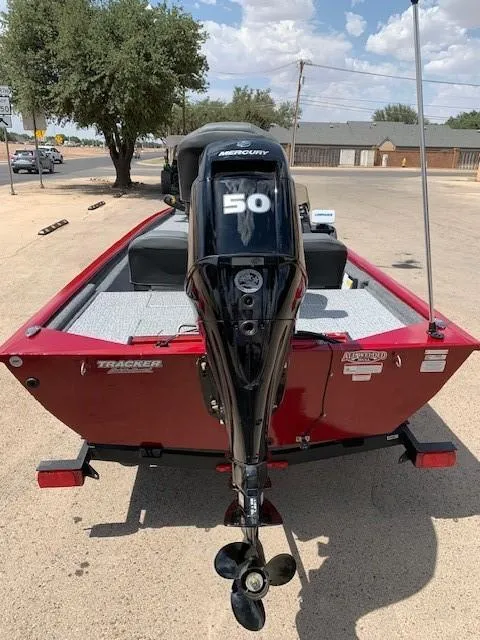 Slide: The Image of 2024 Tracker Pro 170 boat with Mercury 50 HP outboard motor. - 19