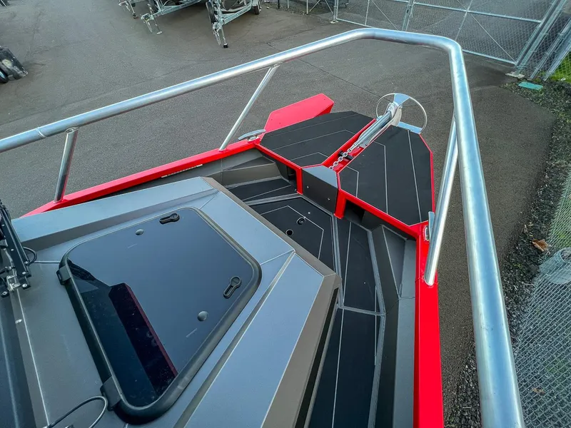 Slide: The Image of Stabi-Craft 2250 Ultra Centrecab 2024 - 17