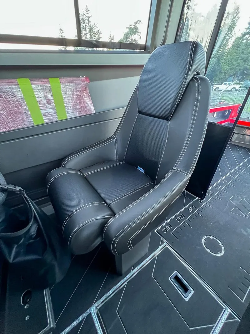 Slide: The Image of Stabi-Craft 2250 Ultra Centrecab 2024 - 9