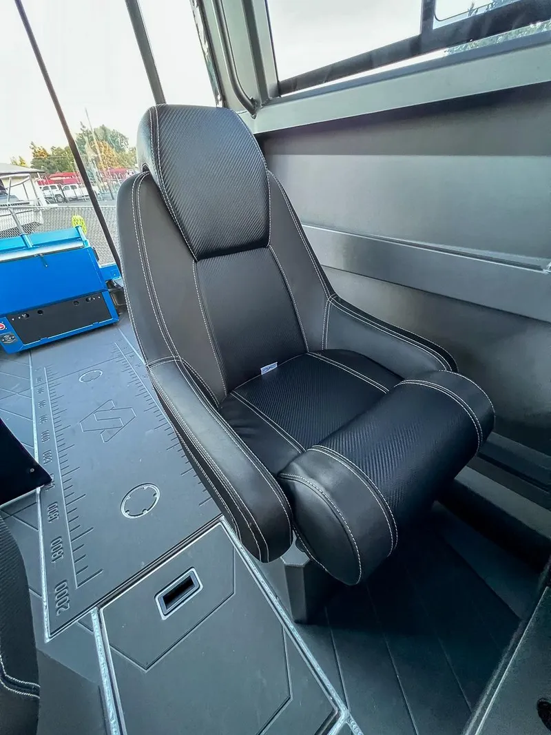 Slide: The Image of Stabi-Craft 2250 Ultra Centercab 2024 - 11