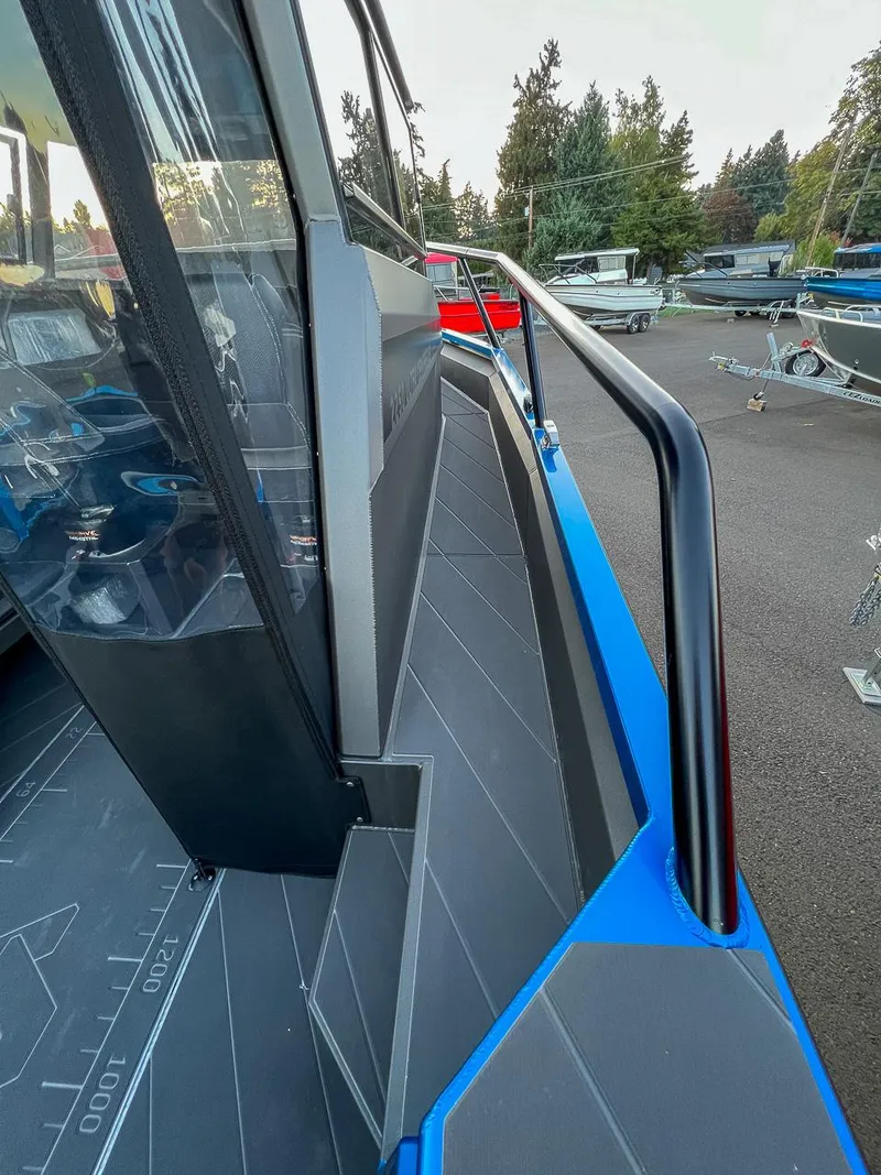 Slide: The Image of Stabi-Craft 2250 Ultra Centercab 2024 - 16