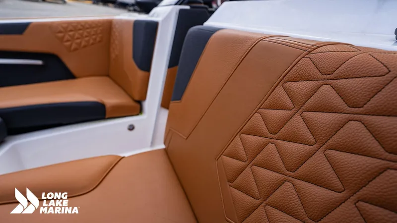 Slide: The Image of Nautique GS20 2023 - 17