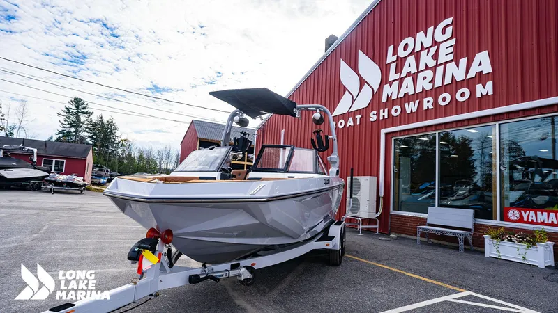 Slide: The Image of Nautique GS20 2023 - 18