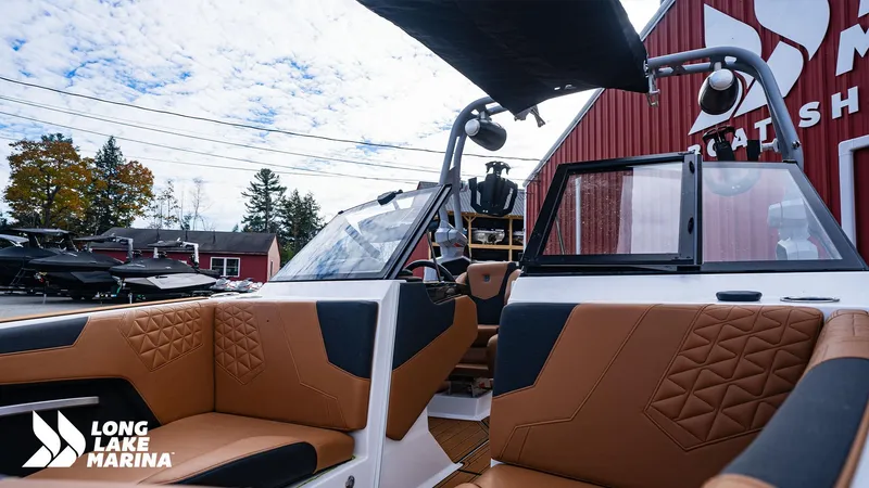 Slide: The Image of Nautique GS20 2023 - 6