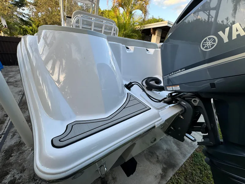Slide: The Image of 2022 Sea Fox 248 Commander boat with Yamaha outboard motor. - 11