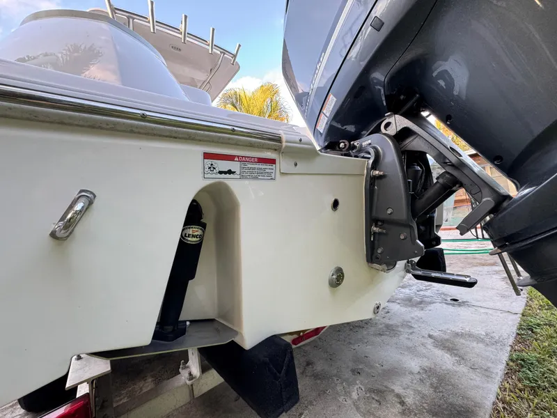 Slide: The Image of 2022 Sea Fox 248 Commander boat stern with outboard motor. - 12