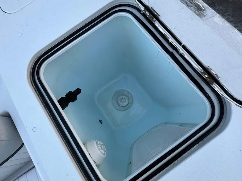 Slide: The Image of Livewell compartment of a 2022 Sea Fox 248 Commander boat. - 41