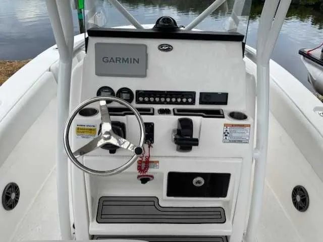 Slide: The Image of Sea Fox 228 Commander Center Console 2024 - 16