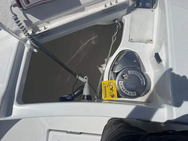 Slide: The Image of Anchor compartment of 2024 Jeanneau Leader 9.0 CC boat. - 15