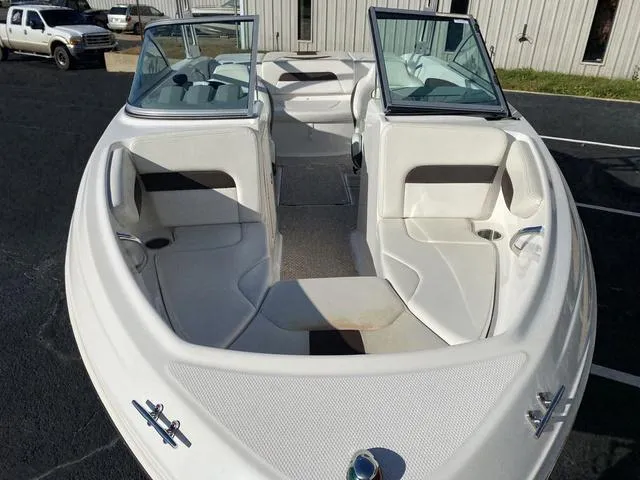 Slide: The Image of Chaparral H20 2012 - 11