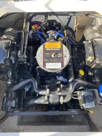 Slide: The Image of Chaparral H20 2012 - 16