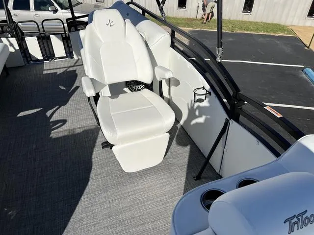 Slide: The Image of JC Manufacturing Neptoon 25 TT Sport HTH 2023 - 12