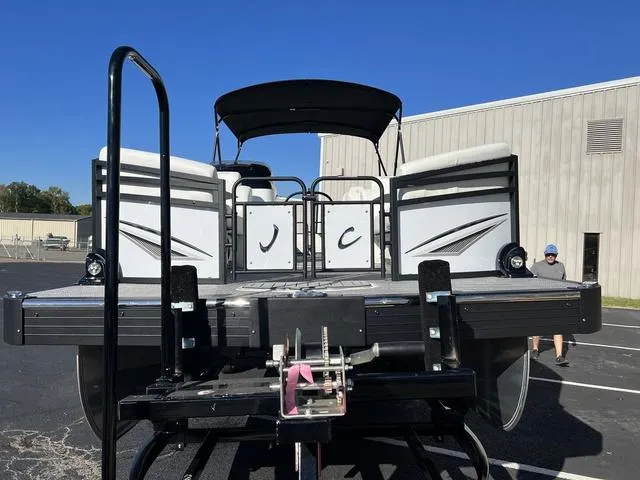 Slide: The Image of JC Manufacturing Neptoon 25 TT Sport HTH 2023 - 3