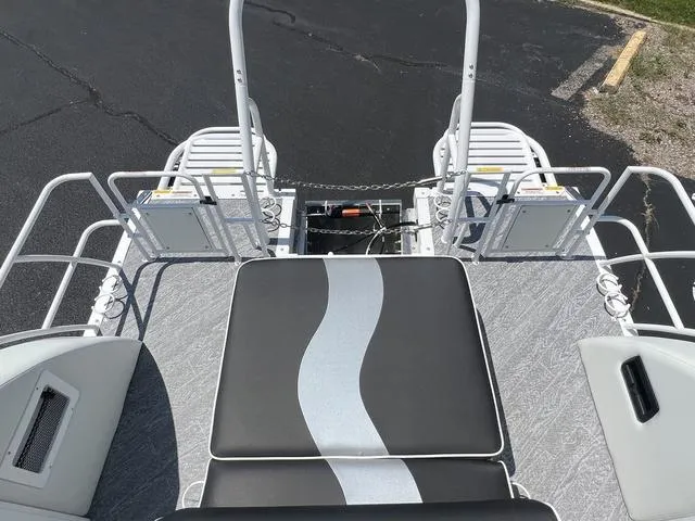 Slide: The Image of JC Manufacturing Sportangler 26 TT HTH 2024 - 16