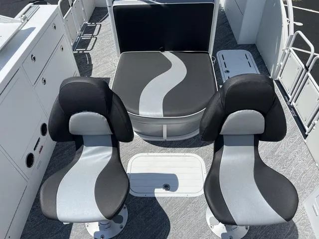 Slide: The Image of JC Manufacturing Sportangler 26 TT HTH 2024 - 8