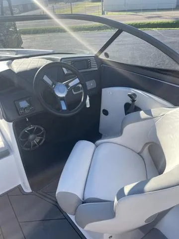 Slide: The Image of Tigé R21 2016 - 11