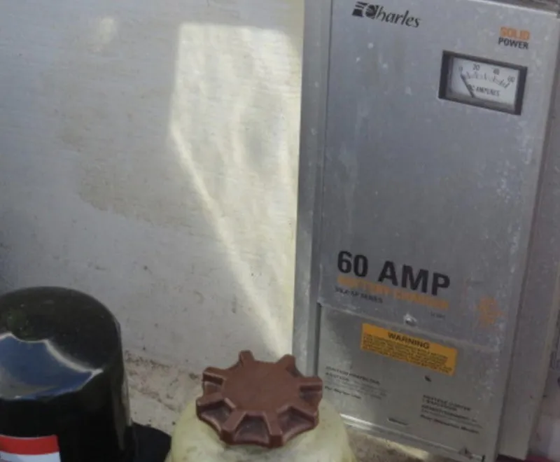 Slide: The Image of 2007 Challenger DDC 33 battery charger, 60 AMP, outdoor installation. - 6