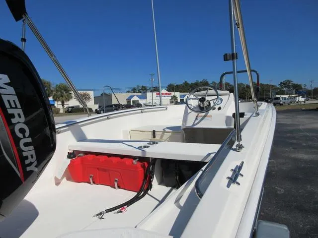 Slide: The Image of Boston Whaler 160 Super Sport 2024 - 3