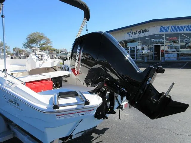 Slide: The Image of Boston Whaler 160 Super Sport 2024 - 4
