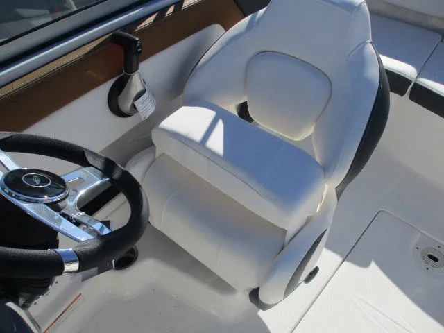 Slide: The Image of Chaparral 19 Ssi OB In Stock. Trailer Included 2024 - 19