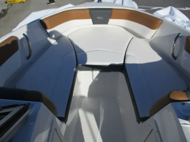 Slide: The Image of Chaparral 19 Ssi OB In Stock. Trailer Included 2024 - 23