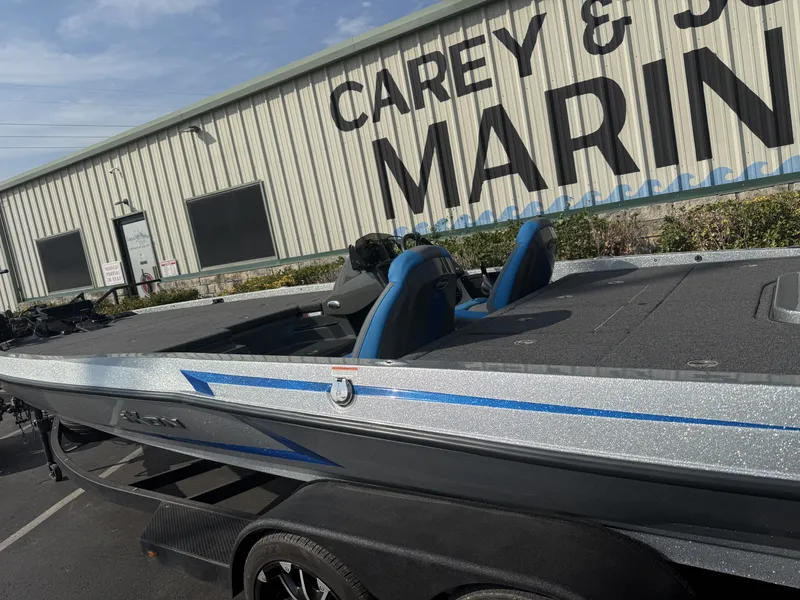 Slide: The Image of Ikon LX 21 BASS BOAT 2024 - 19
