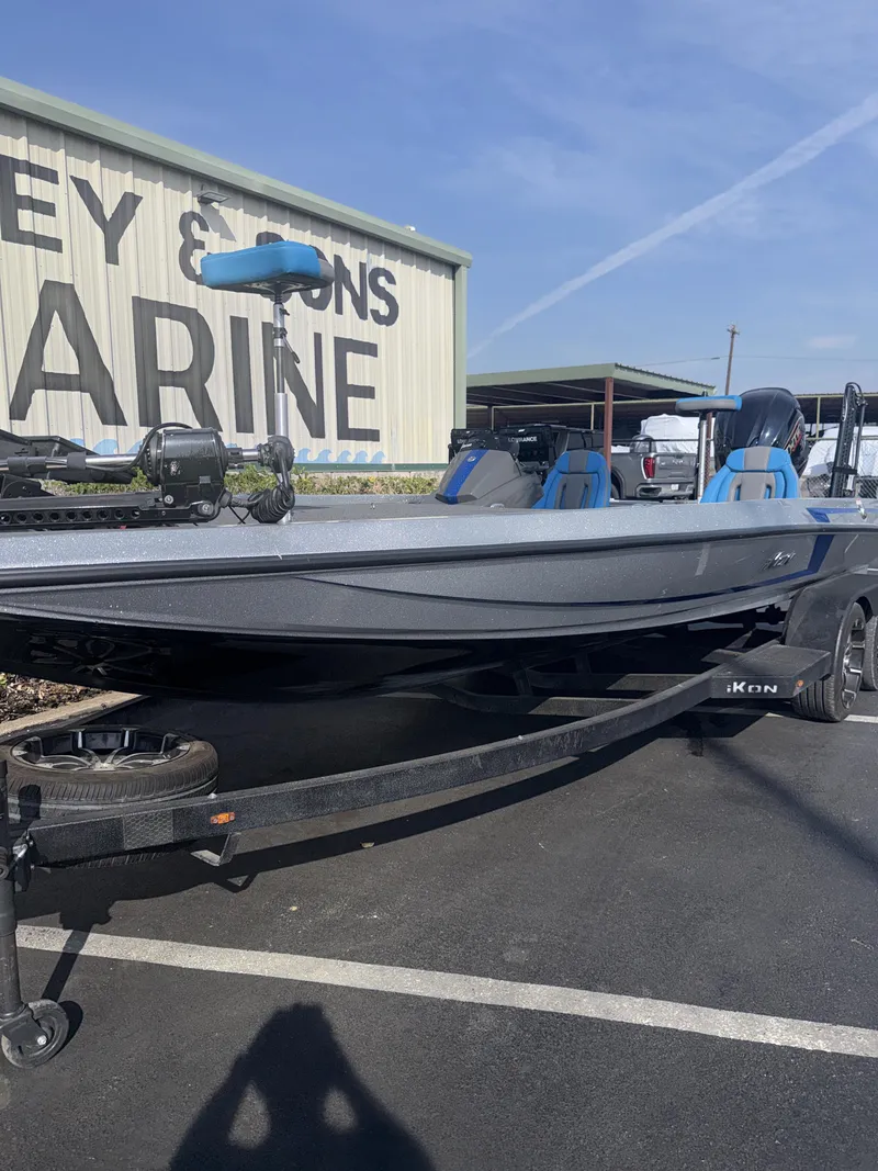 Slide: The Image of Ikon LX 21 BASS BOAT 2024 - 14