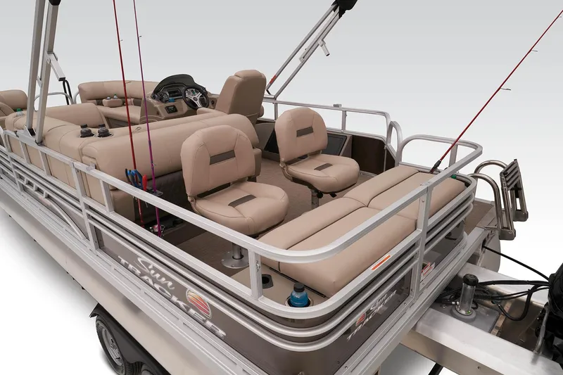 Slide: The Image of Sun Tracker SportFish 22 DLX 2023 - 29