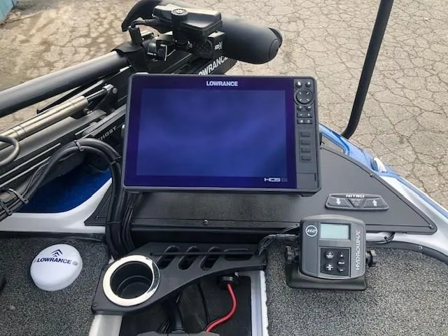 Slide: The Image of 2022 Nitro Z21 XL boat dashboard with Lowrance HDS display and accessories. - 20