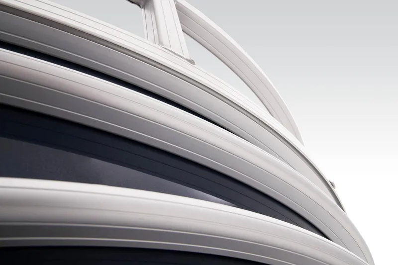 Slide: The Image of Sun Tracker Fishin' Barge 22 DLX 2023 - 15