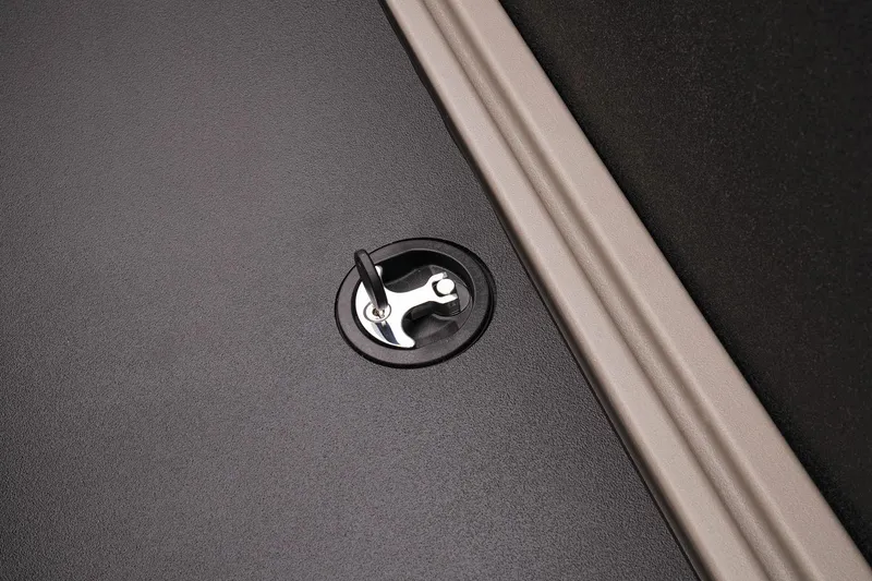 Slide: The Image of Sun Tracker Fishin' Barge 22 DLX 2023 - 37