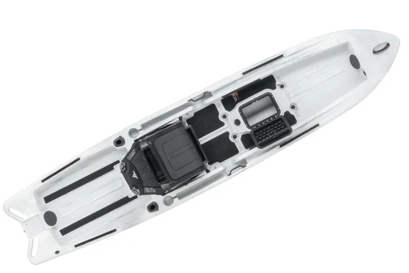 Slide: The Image of Ascend 128X Yak-Power Sit-On - White/Black 2021 - 3