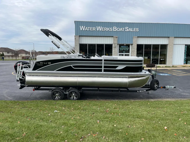 Slide: The Image of 2024 Lowe SS 210 WT pontoon boat at Water Werks Boat Sales. - 29