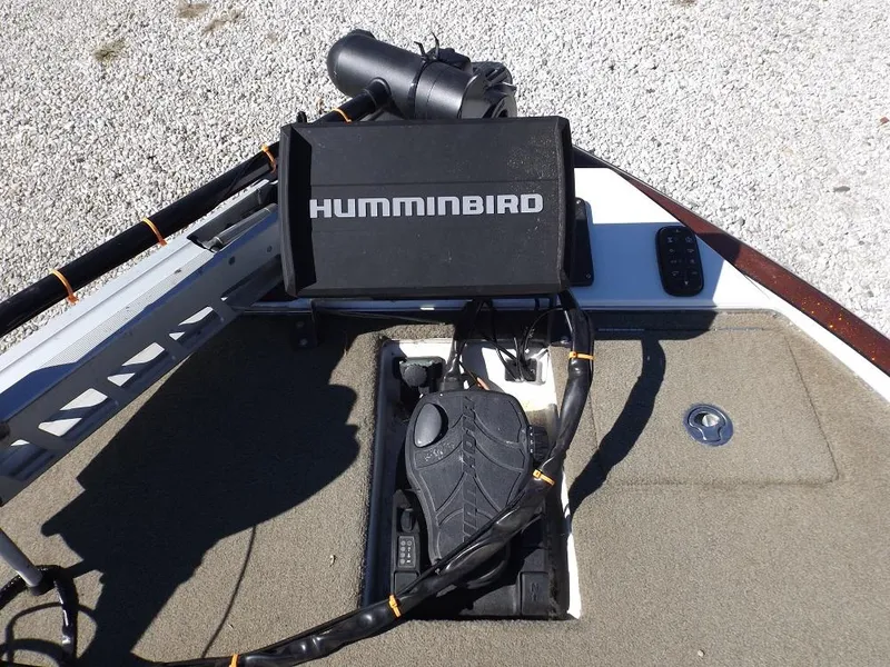 Slide: The Image of Legend V21 2017 boat with Humminbird fish finder and trolling motor. - 22