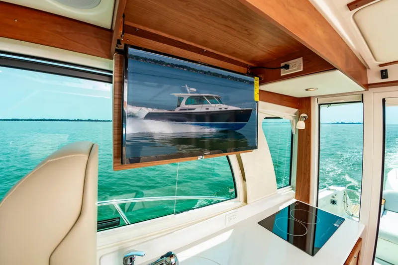 Slide: The Image of Interior of 2025 Back Cove 39O yacht with ocean view and modern amenities. - 18