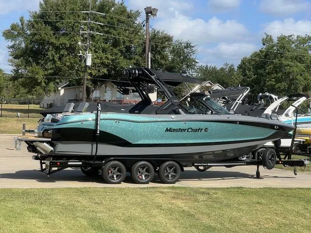 The Image of MasterCraft X26 2024 - 1