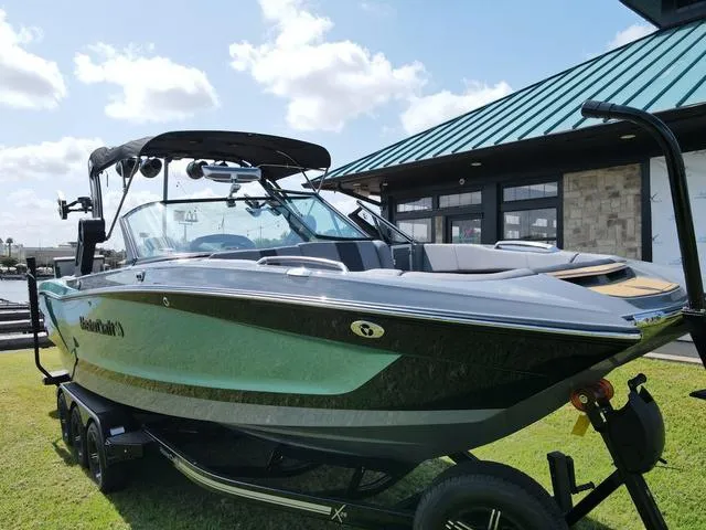 Slide: The Image of MasterCraft X26 2024 - 6