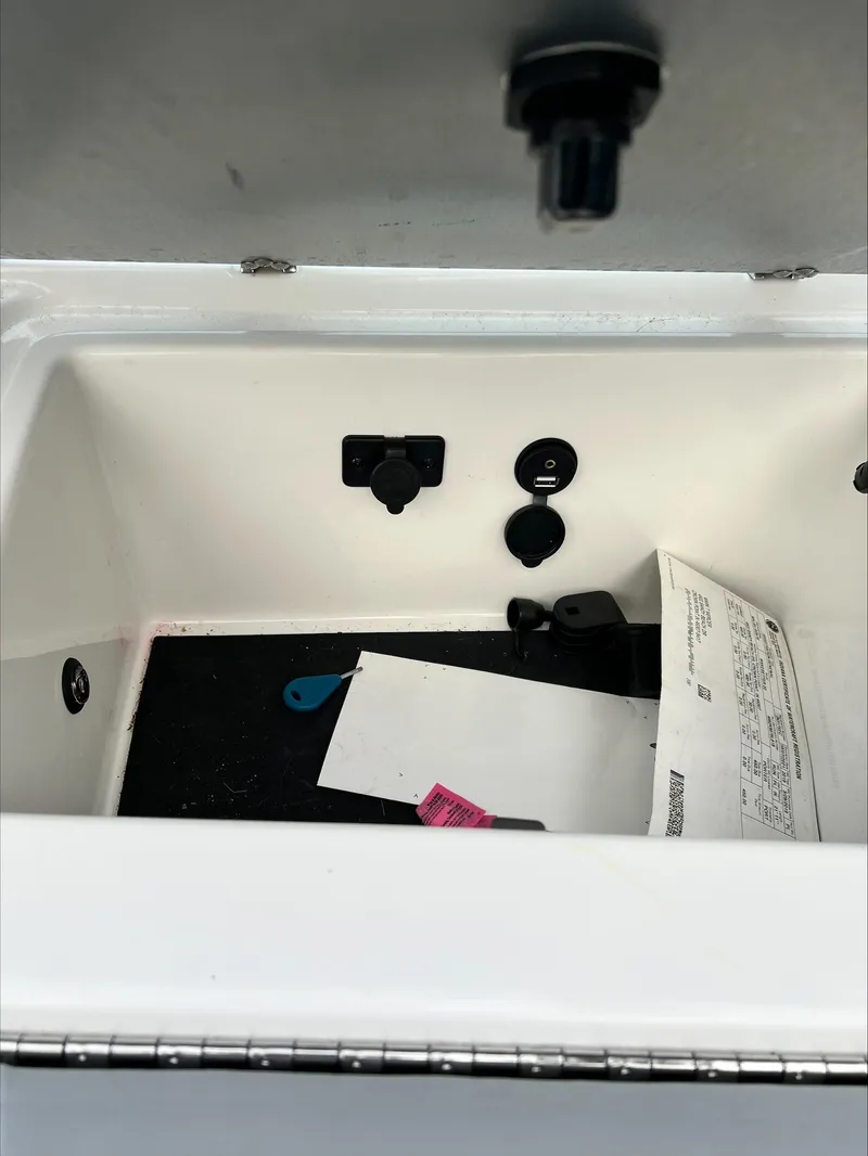 Slide: The Image of Malibu Wakesetter 22LSV 2019 - 10