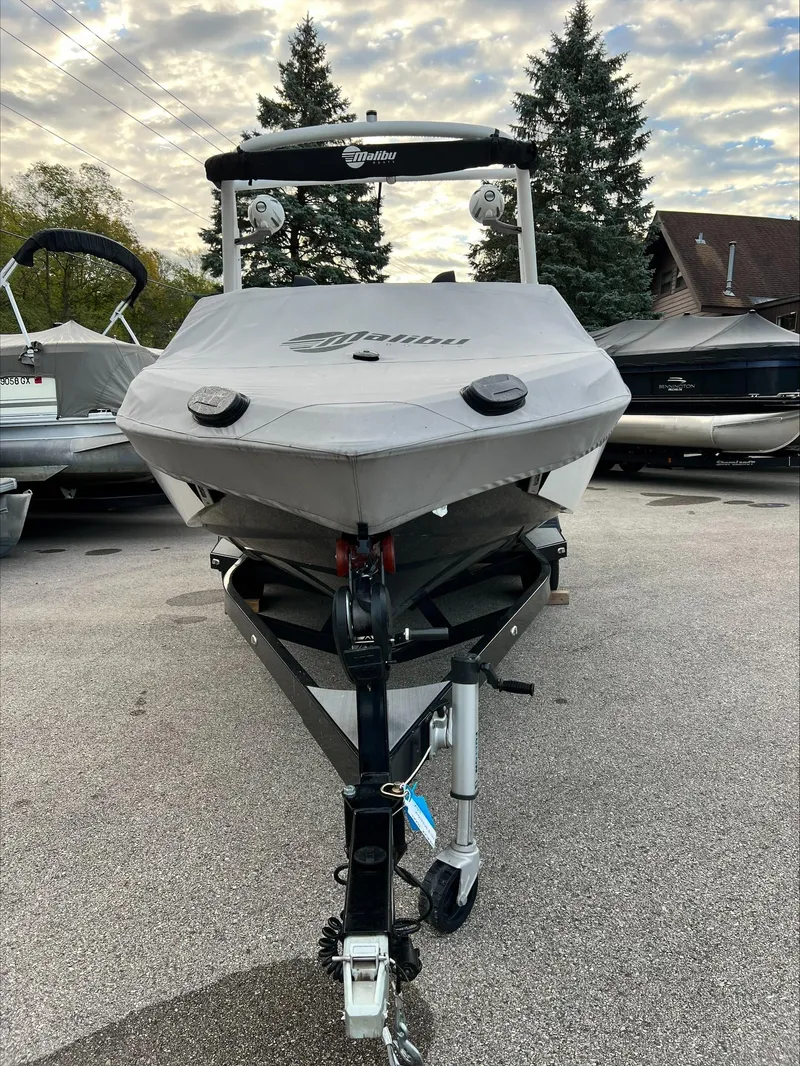 Slide: The Image of Malibu Wakesetter 22LSV 2019 - 26