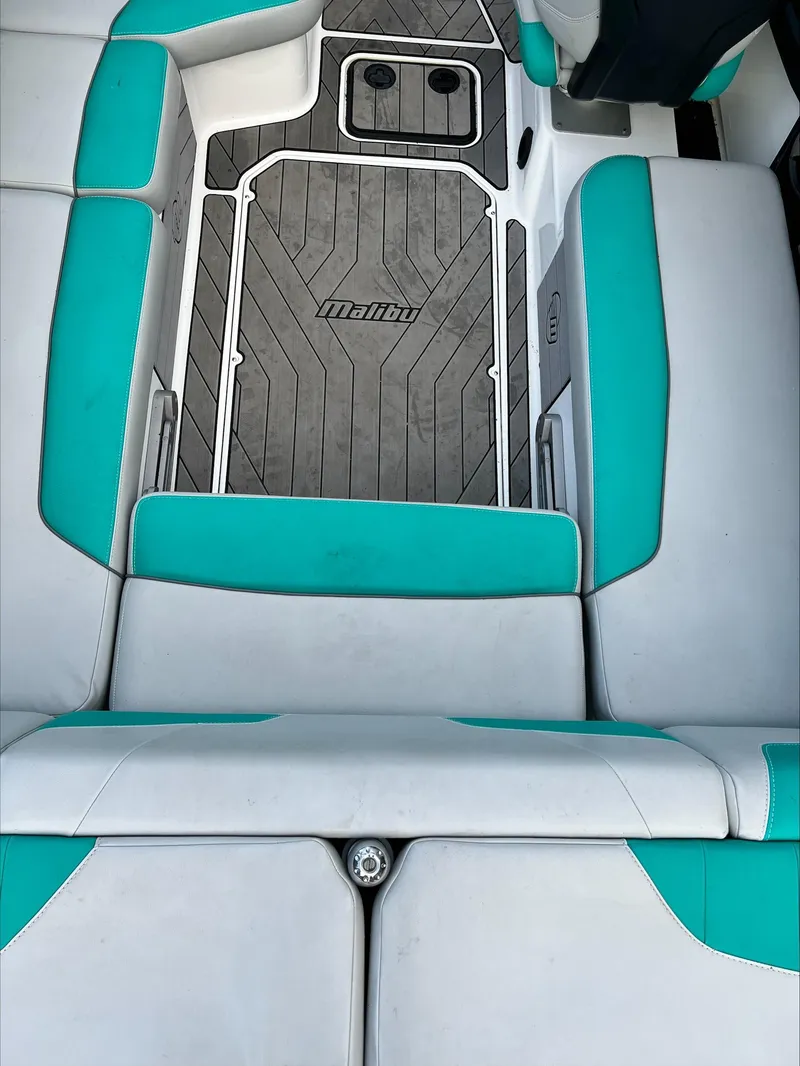 Slide: The Image of Malibu Wakesetter 22LSV 2019 - 3