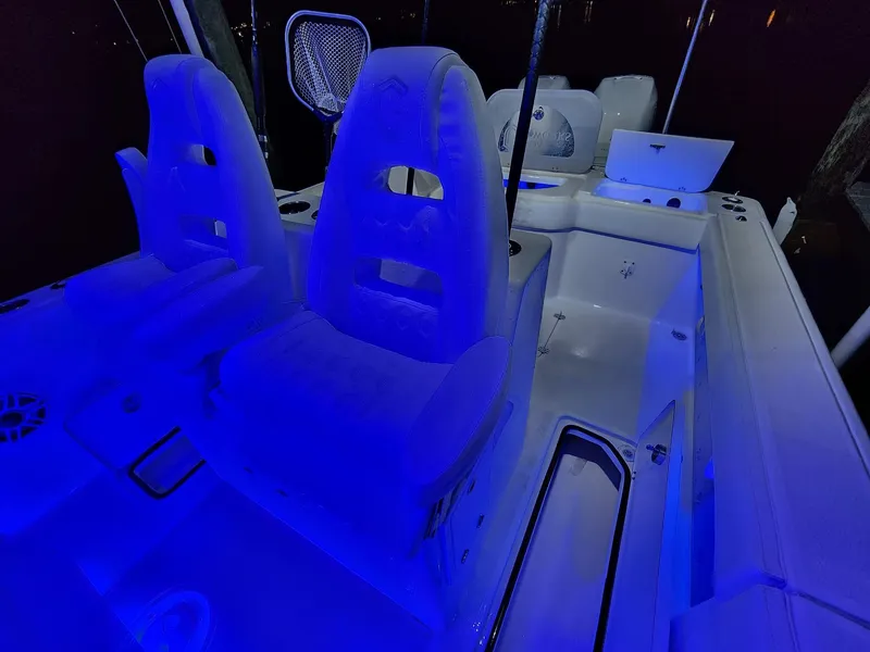 Slide: The Image of CG Boat Works 35 M-Series 2023 - 129